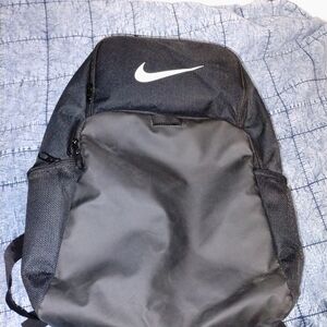 Nike Black Backpack for Men Brand New Used 3 Or 4 Times Still Like new Lots Room